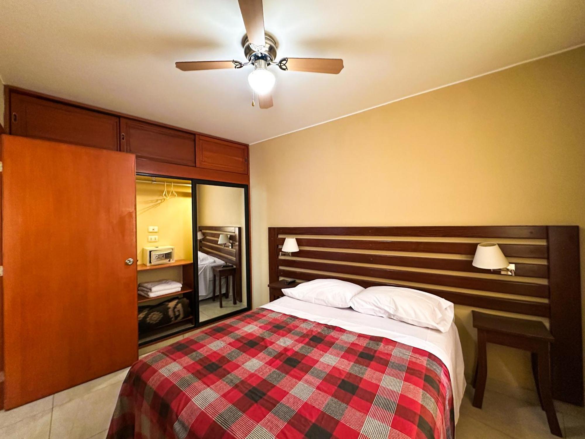Apart Hotel El Canaveral Chincha Alta Ngoại thất bức ảnh
